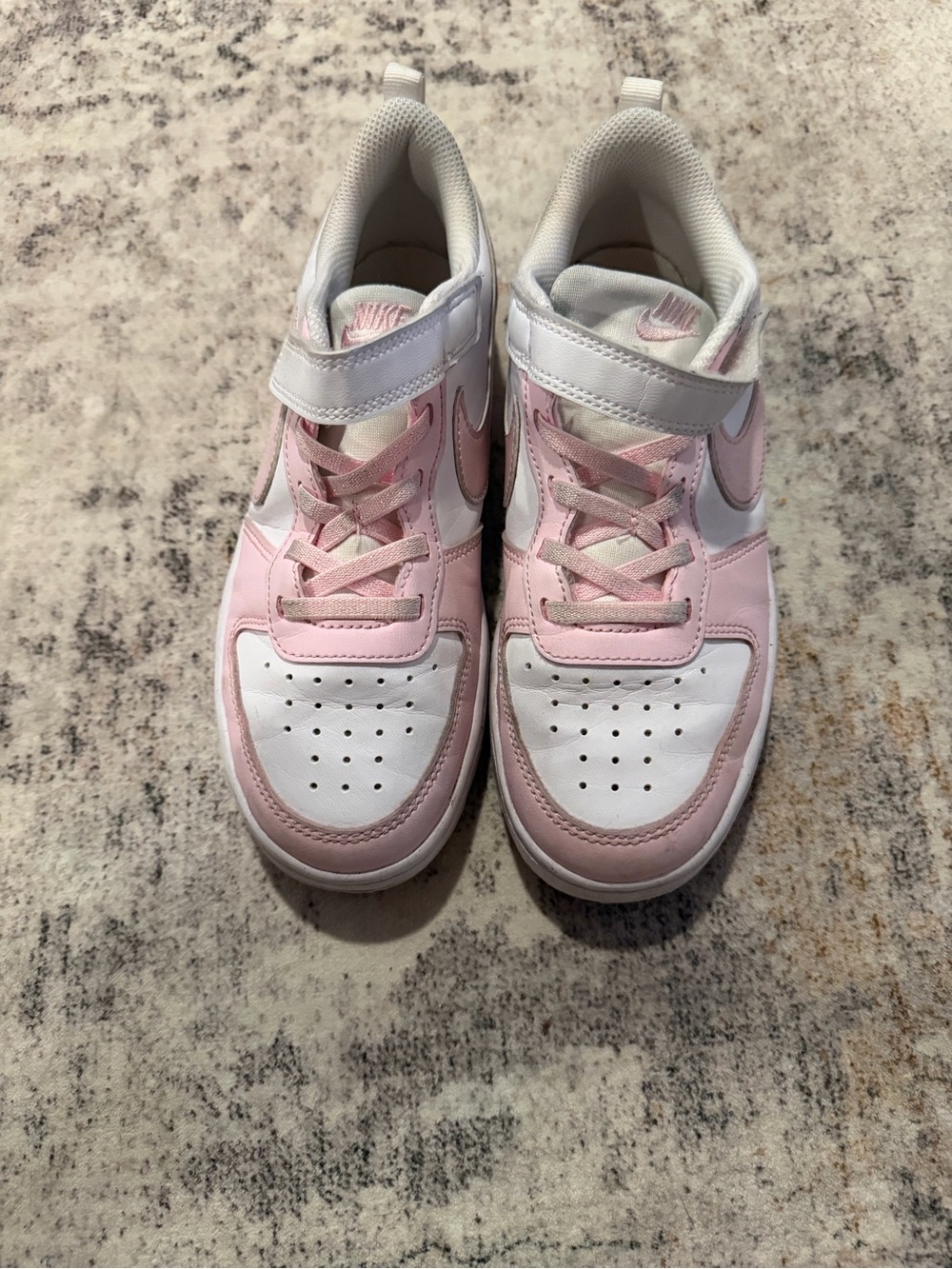 Nike Kids White and Pink Low-Top Sneakers 2.5Y